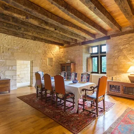 Chateau Sleeps 8 Pool Wifi