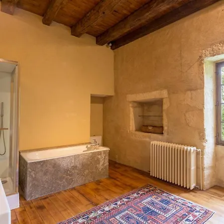 Chateau Sleeps 8 Pool Wifi Casa vacanze